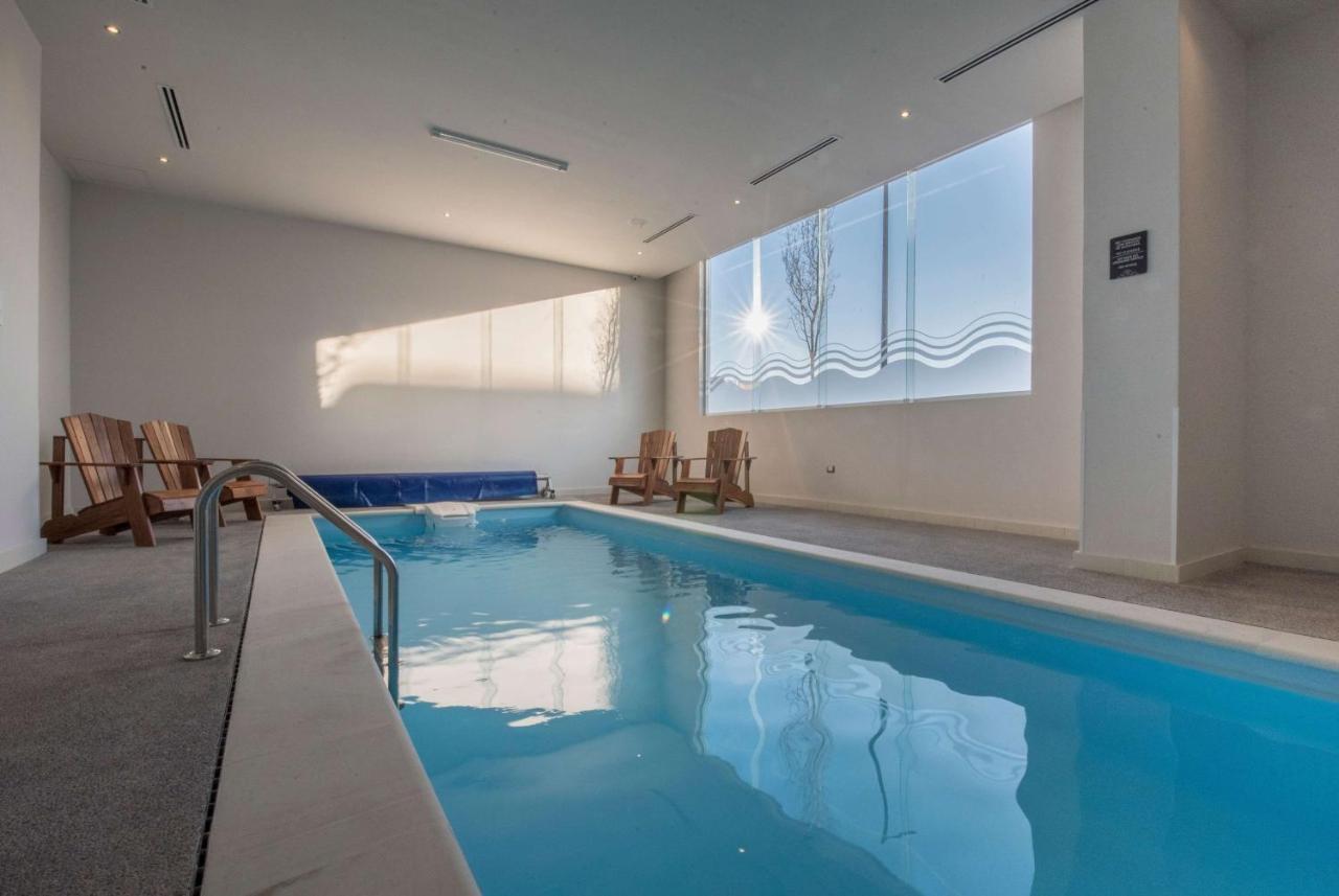 Microtel Inn & Suites By Wyndham Guadalajara Sur Palomar エクステリア 写真